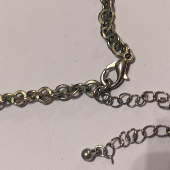 Beaded pearl and crystal cluster statement necklace - Picture 9 of 16